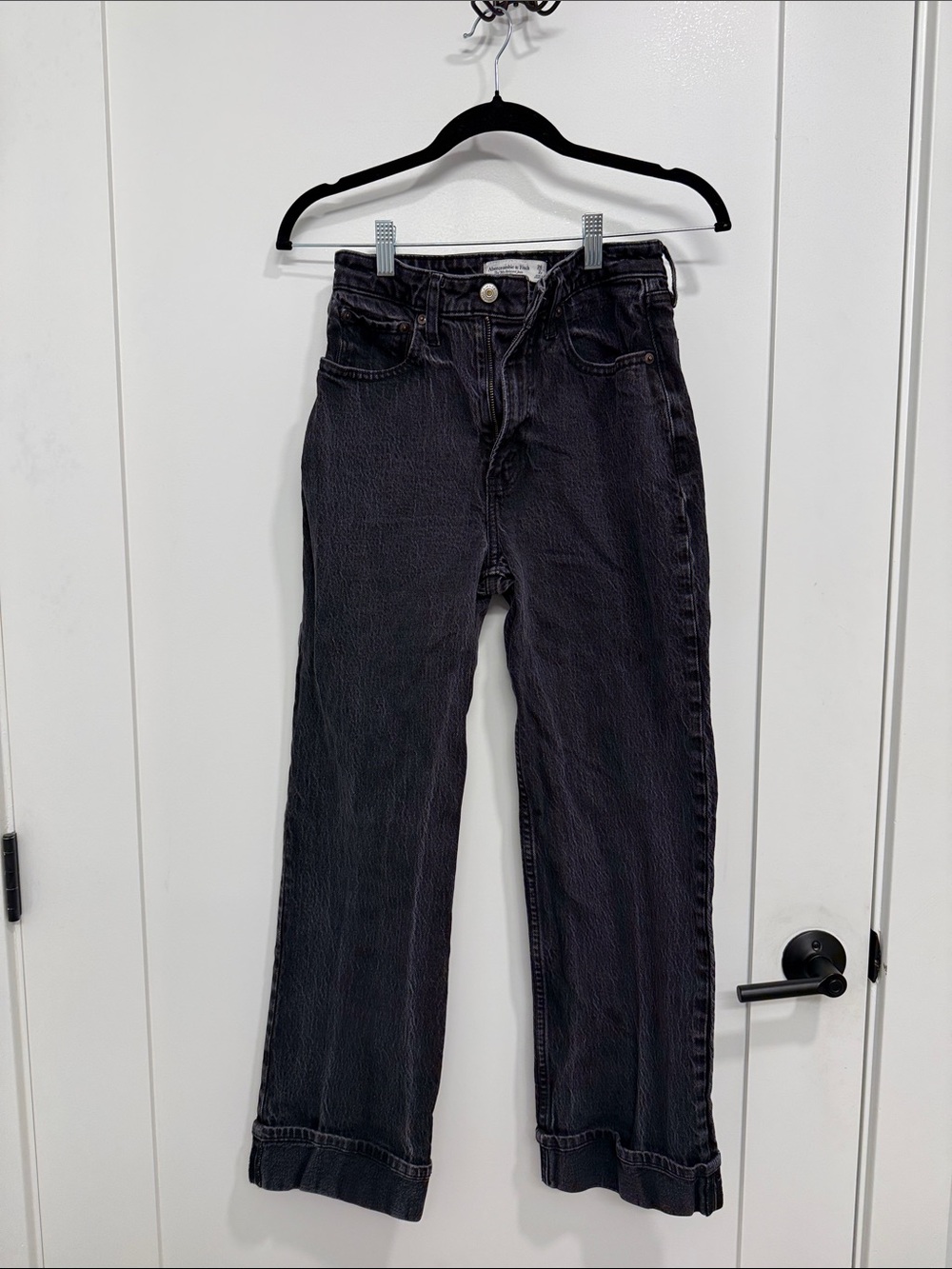 Abercrombie & Fitch Straight Leg Black Women's Jeans
